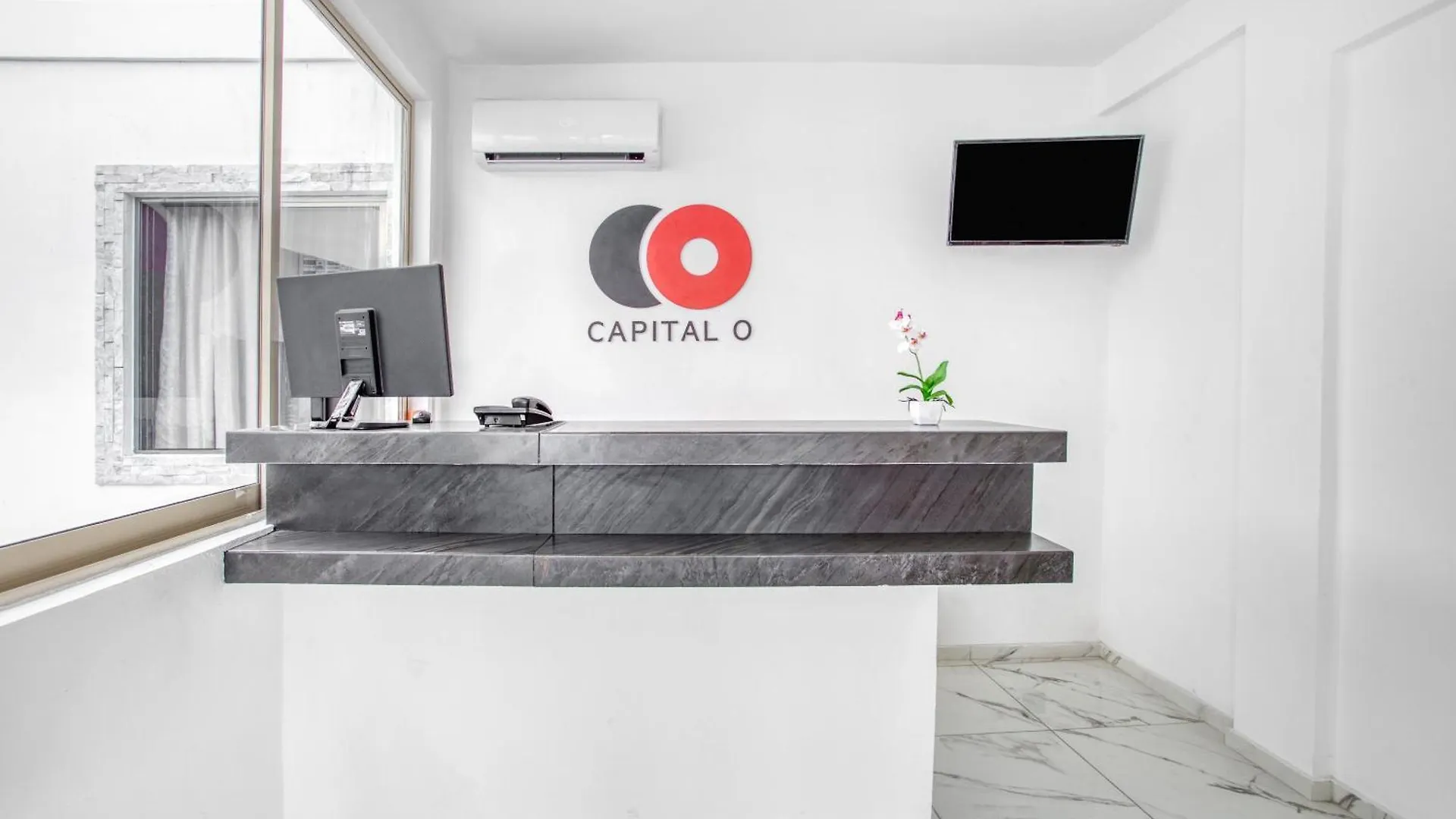 Capital O Hotel Yukon Playa del Carmen