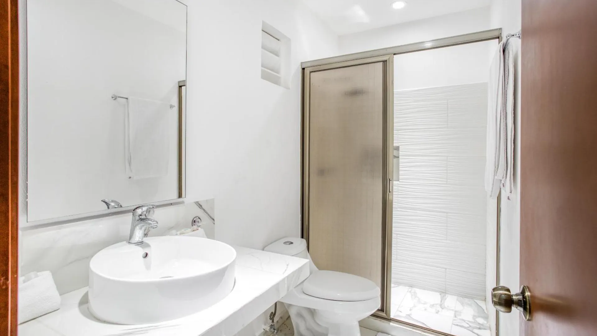 Capital O Hotel Yukon Playa del Carmen